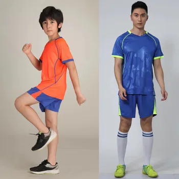 Нов дизайн, пълен комплект тениски с потребителски логото, детска футболна фланелка, футболна спортна риза за продажби на едро, униформи за възрастни