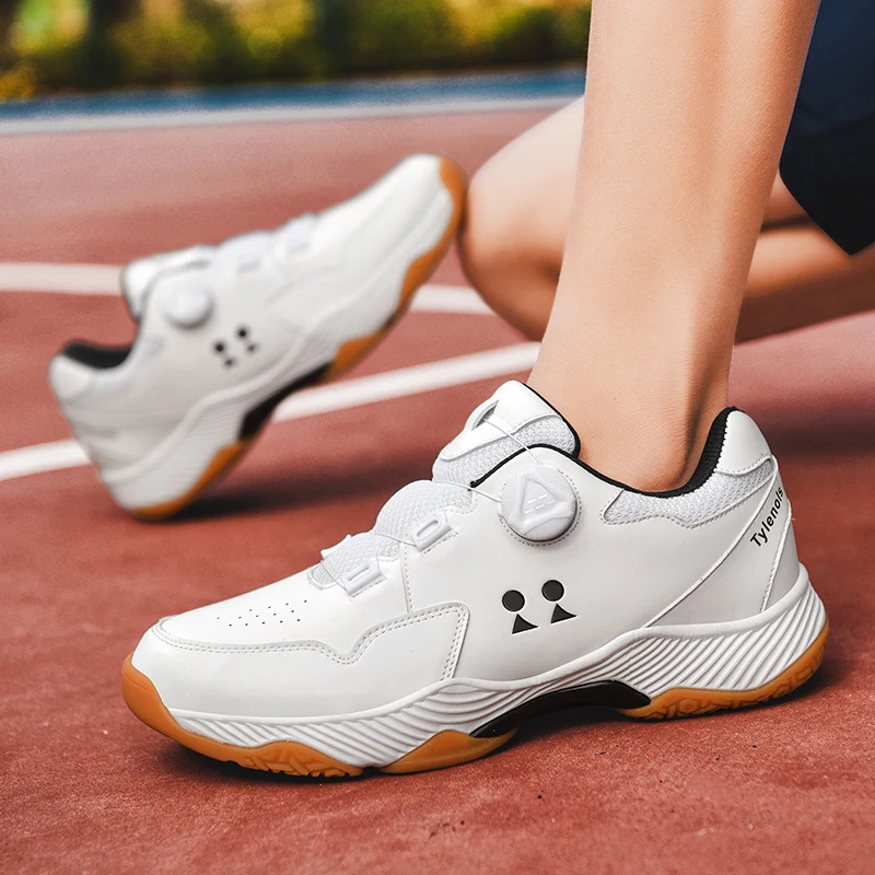 Професионална тенис Унисекс обувки, дишаща тенис обувки за тренировки, здрава и нескользящая обувки за тенис, обувки за бадминтон, мъже